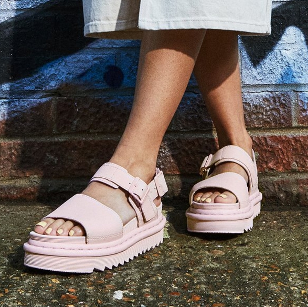 Dr Martens Pink Voss Sandals BNWOT 10